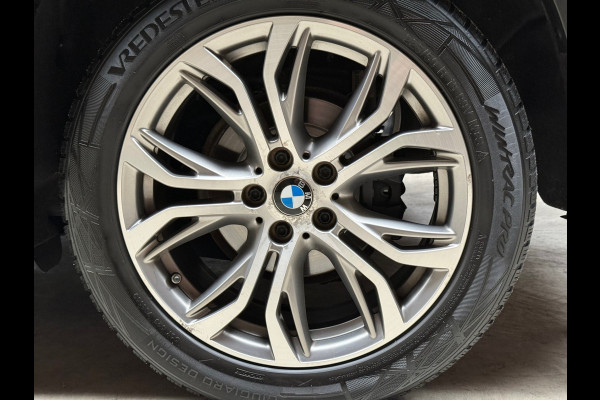 BMW X1 sDrive18i Executive Edition | NED AUTO | HUD | PANORAMADAK | HOGE INSTAP | TREKHAAK |