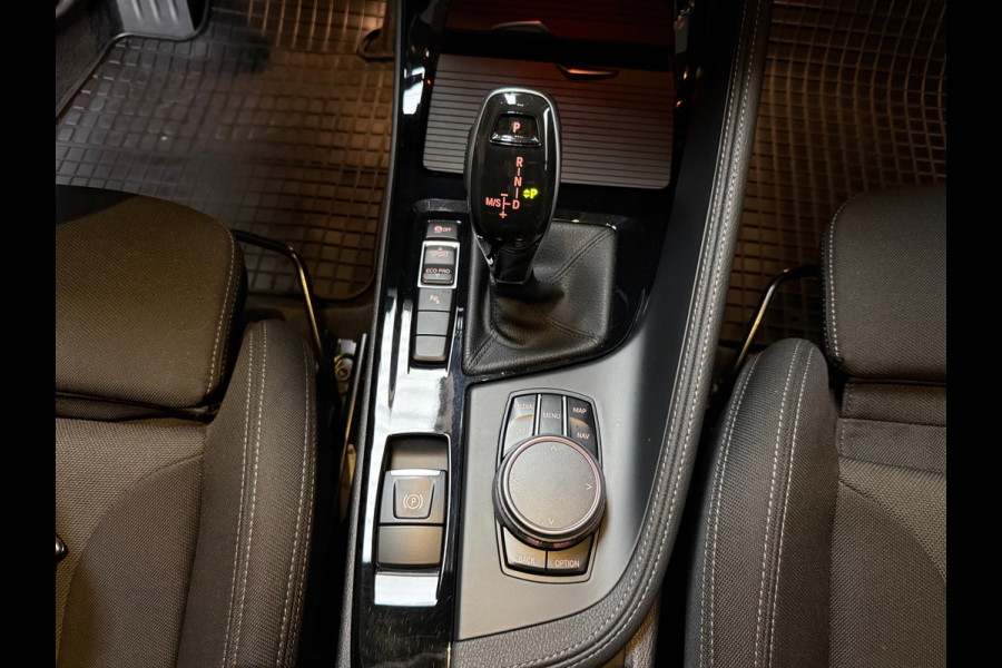 BMW X1 sDrive18i Executive Edition | NED AUTO | HUD | PANORAMADAK | HOGE INSTAP | TREKHAAK |