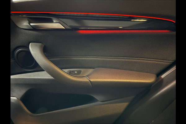 BMW X1 sDrive18i Executive Edition | NED AUTO | HUD | PANORAMADAK | HOGE INSTAP | TREKHAAK |