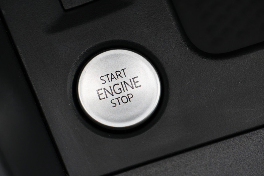 Volkswagen Caddy Cargo Maxi 2.0 TDI DSG | LED | Camera | CarPlay | Lane Assist | Virtual Cockpit | Stoelverwarming | Cruise control | DAB | Keyless Go | Fabrieksgarantie