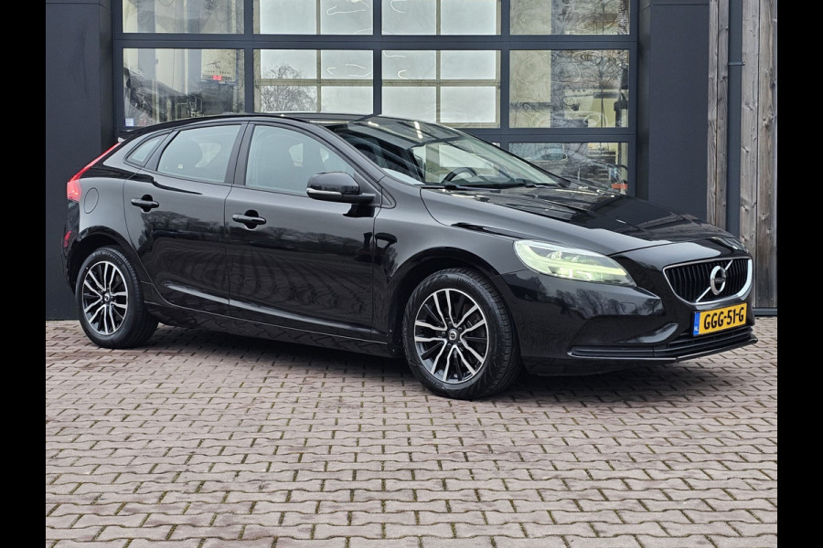 Volvo V40 2.0 T3 Momentum | LED | Navigatie | Cruise | LMV |