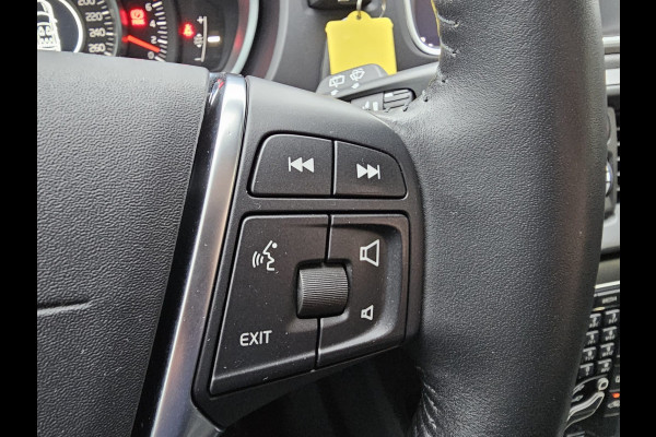 Volvo V40 2.0 T3 Momentum | LED | Navigatie | Cruise | LMV |