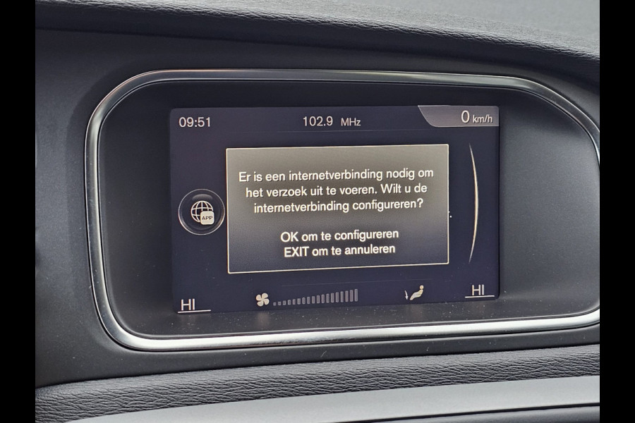 Volvo V40 2.0 T3 Momentum | LED | Navigatie | Cruise | LMV |