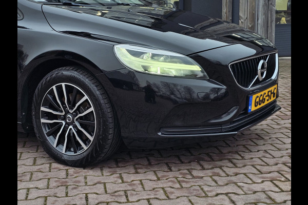 Volvo V40 2.0 T3 Momentum | LED | Navigatie | Cruise | LMV |