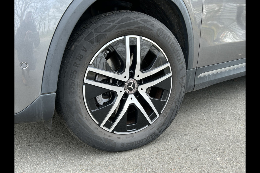 Mercedes-Benz GLA 250e Luxury Plugin Hybride 250e Luxury // Trekhaak // Carplay // Camera // Sfeerverlichting // Widescreen Dashbord