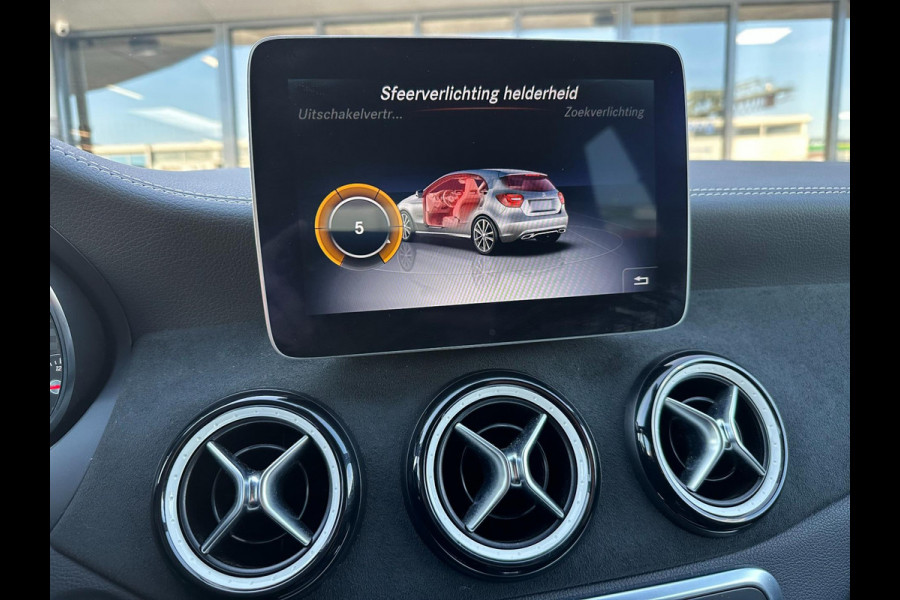 Mercedes-Benz A-Klasse 180 AMG-PAKKET