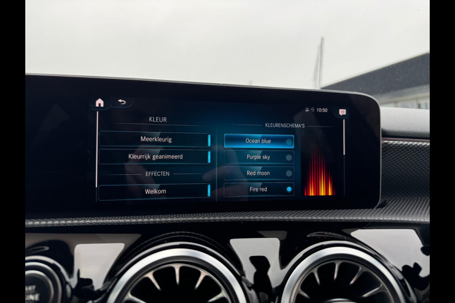 Mercedes-Benz A-Klasse 200 Panorama Memory Sfeerverlichting Camera