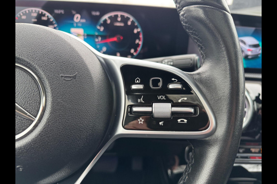 Mercedes-Benz A-Klasse 200 Panorama Memory Sfeerverlichting Camera