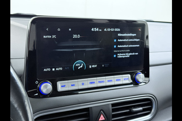 Hyundai Kona EV 64kWh 204pk SOH 100% Premium Leer Warmtepomp Head-Up Display Apple Carplay Android Navi Camera Elektr.Stoelen+Leer+Verwarmd+G Pdc Subwoofer Bluetooth Dodehoek detector Privacy Glas Rijstrooksensor 1e Eigenaar Origineel Nederlandse Auto