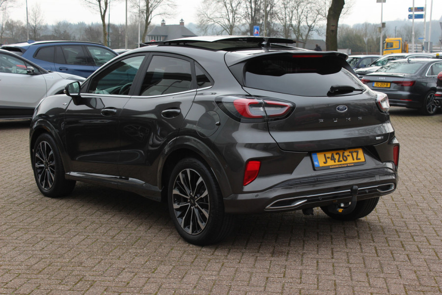Ford Puma 1.0 EcoBoost Hybrid ST-Line X Vignale 155pk / NL Auto! / Full option! / Trekhaak / Panoramadak / Camera / Leder / CarPlay / B&O / 18'' / Keyless / Stuur+Stoelverwarming / Dodehoek / DAB / Verwarmde voorruit / ACC