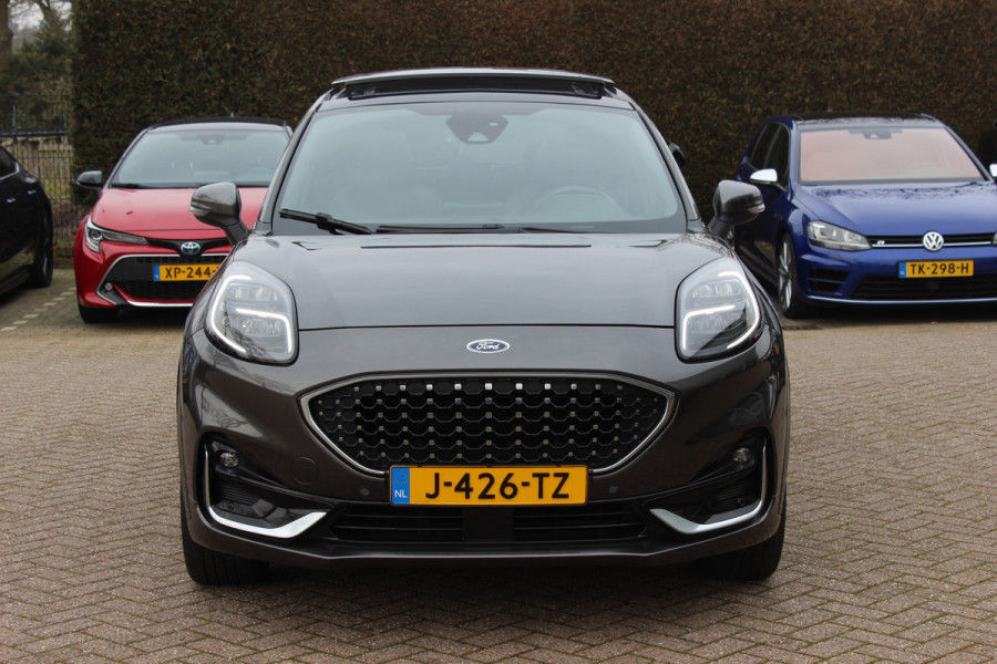 Ford Puma 1.0 EcoBoost Hybrid ST-Line X Vignale 155pk / NL Auto! / Full option! / Trekhaak / Panoramadak / Camera / Leder / CarPlay / B&O / 18'' / Keyless / Stuur+Stoelverwarming / Dodehoek / DAB / Verwarmde voorruit / ACC
