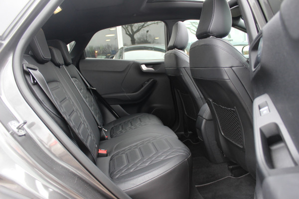 Ford Puma 1.0 EcoBoost Hybrid ST-Line X Vignale 155pk / NL Auto! / Full option! / Trekhaak / Panoramadak / Camera / Leder / CarPlay / B&O / 18'' / Keyless / Stuur+Stoelverwarming / Dodehoek / DAB / Verwarmde voorruit / ACC