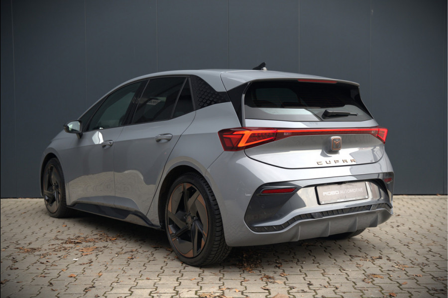 CUPRA Born Copper Edition One 62 kWh | Panoramadak | 360 Camera | Elektrische Stoelen | Massage | Stuurverwarming |  Head-Up Display | Keyless | Adaptive Cruise Control | Stoelverwarming | Apple Carplay | NAP | DAB |