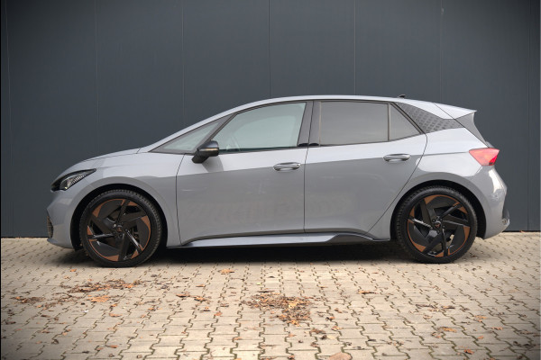 CUPRA Born Copper Edition One 62 kWh | Panoramadak | 360 Camera | Elektrische Stoelen | Massage | Stuurverwarming |  Head-Up Display | Keyless | Adaptive Cruise Control | Stoelverwarming | Apple Carplay | NAP | DAB |