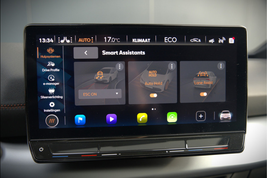 CUPRA Born Copper Edition One 62 kWh | Panoramadak | 360 Camera | Elektrische Stoelen | Massage | Stuurverwarming |  Head-Up Display | Keyless | Adaptive Cruise Control | Stoelverwarming | Apple Carplay | NAP | DAB |