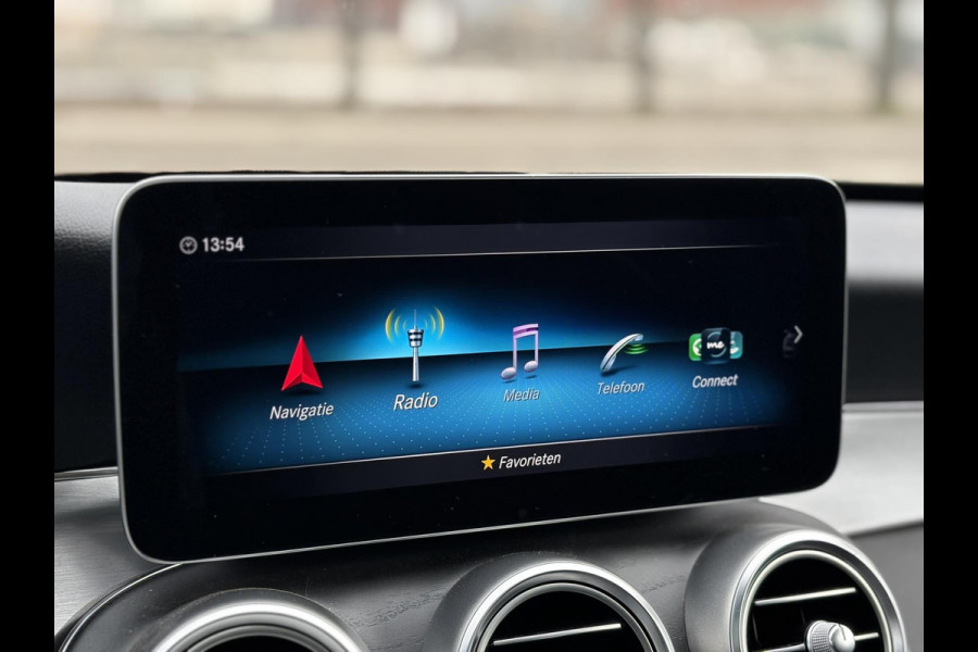 Mercedes-Benz C-Klasse Estate 180 Business Solution AMG Line/Nigh Pakk. | Pano, Leder/Alcan., Carplay/Android, Stoelverw., 18''