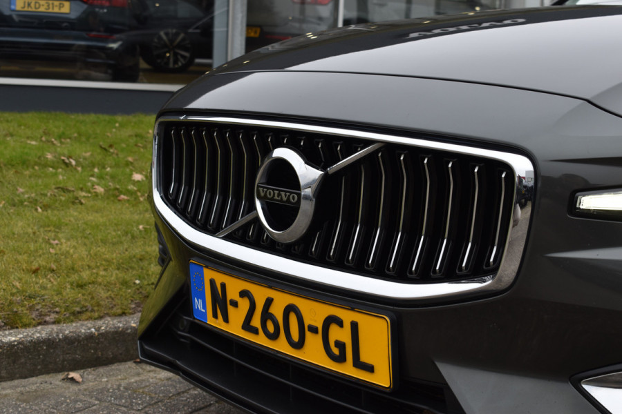 Volvo V60 B3 177PK Automaat Inscription | Trekhaak | ACC | Leder| Stuurverwarming | Elektr. Stoel