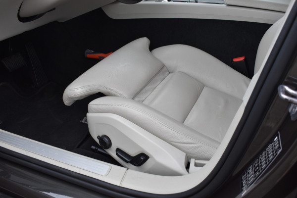 Volvo V60 B3 177PK Automaat Inscription | Trekhaak | ACC | Leder| Stuurverwarming | Elektr. Stoel