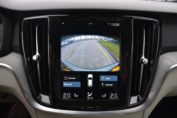 Volvo V60 B3 177PK Automaat Inscription | Trekhaak | ACC | Leder| Stuurverwarming | Elektr. Stoel
