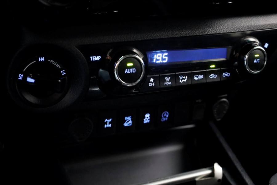 Toyota Hilux 2.4 D-4D-F 150pk E6 4WD 4x4 Double Cab Automaat 2/5-Persoons 08-2019