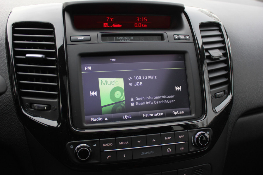 Kia Venga 1.4 CVVT Edition / Panoramadak / Camera / Half leder / Keyless / Navigatie / 16'' / Bluetooth / Armsteun voor