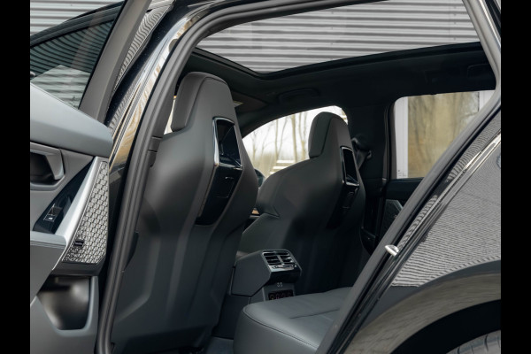 BMW 5 Serie Touring 530e M-Sport Pro - Pano - M-Zetels - Bowers & Wilkins - ACC - 21 inch