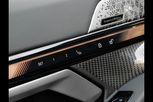 BMW 5 Serie Touring 530e M-Sport Pro - Pano - M-Zetels - Bowers & Wilkins - ACC - 21 inch