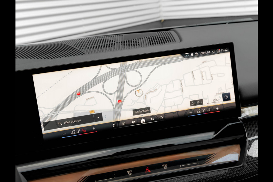 BMW 5 Serie Touring 530e M-Sport Pro - Pano - M-Zetels - Bowers & Wilkins - ACC - 21 inch