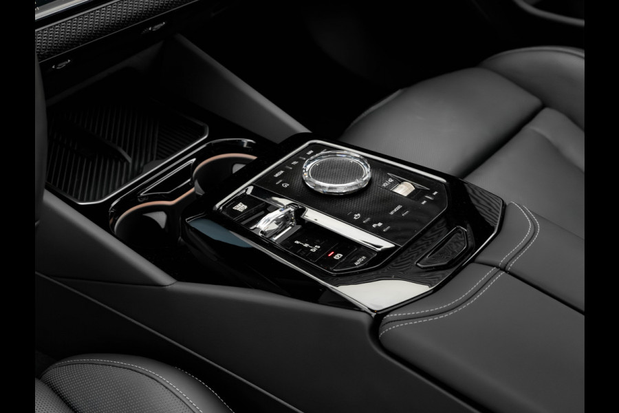 BMW 5 Serie Touring 530e M-Sport Pro - Pano - M-Zetels - Bowers & Wilkins - ACC - 21 inch