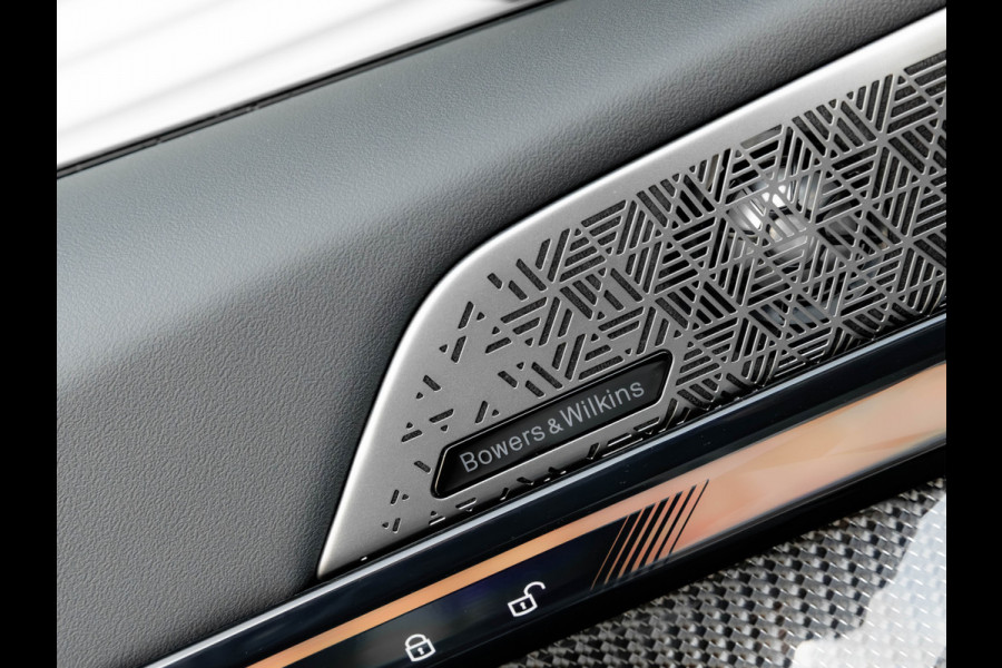 BMW 5 Serie Touring 530e M-Sport Pro - Pano - M-Zetels - Bowers & Wilkins - ACC - 21 inch