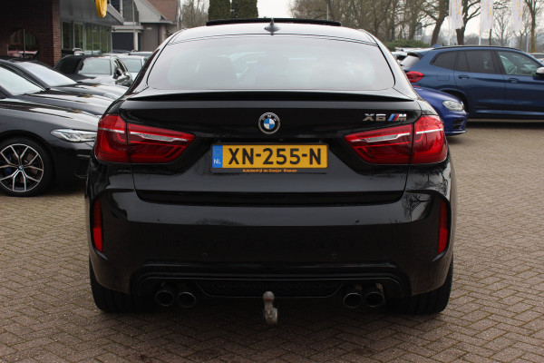 BMW X6 M / NL Auto! / Full option! / NIEUWSTAAT! / Trekhaak / Schuifdak / 360Camera / Carbon intr. / B&O / Softclose / Leder / 21'' / Standkachel / Entertainment System / Luchtvering / Stoelventilatie
