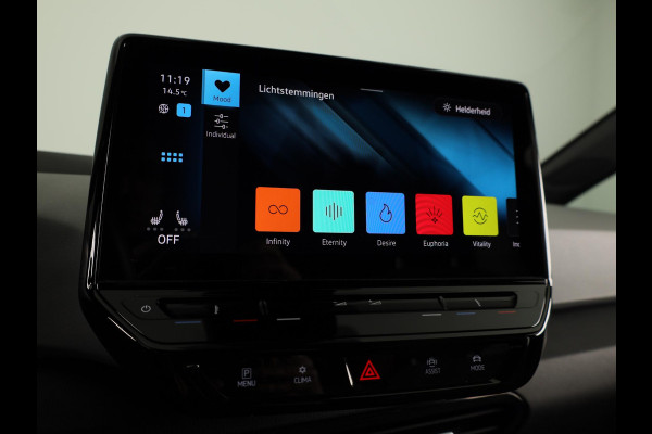 Volkswagen ID.3 First Plus 58 kWh 204 pk | Navigatie | Parkeersensoren | Achteruitrijcamera | Adaptieve cruise control | Matrix LED koplampen | Stoelverwarming |