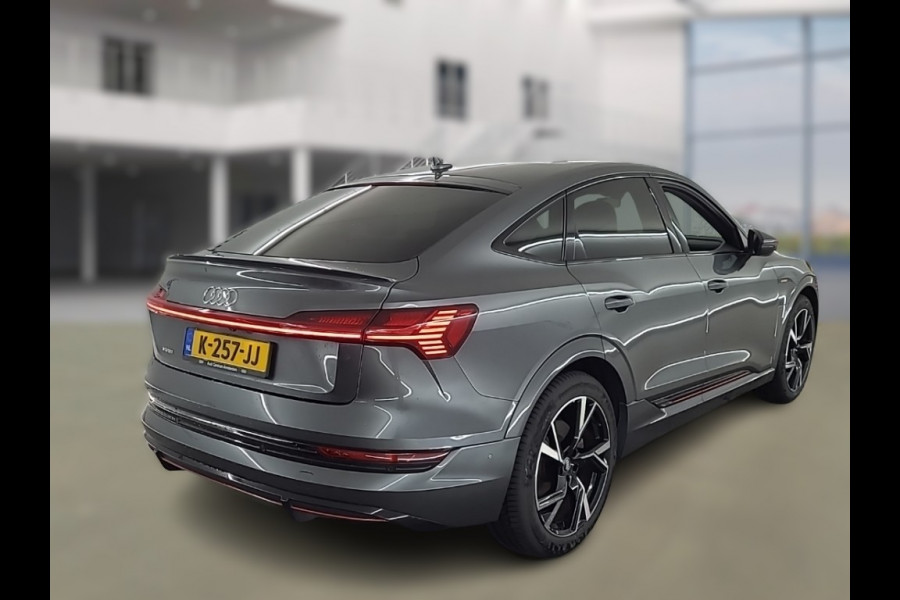 Audi e-tron Sportback 50 quattro S edition 71 kWh S-Line | Panoramadak | Stoelverwarming | Adaptive Cruise Control | Ambiance Verlichting | Memory Seat | Parkeersensoren | Keyless | Apple Carplay