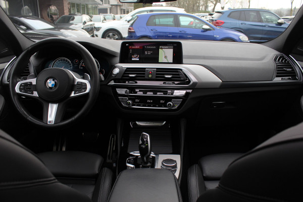 BMW X4 xDrive20i High Exe. M Sport / Panoramadak / 360Camera / Leder / 20'' / Harman Kardon / Navigatie / Dodehoek / DAB / Stoelverwarming / ACC