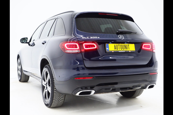 Mercedes-Benz GLC 300e 4MATIC Premium | Panoramadak | Head Up | Trekhaak | Leder | 360 | Adaptive Cruise | Carplay
