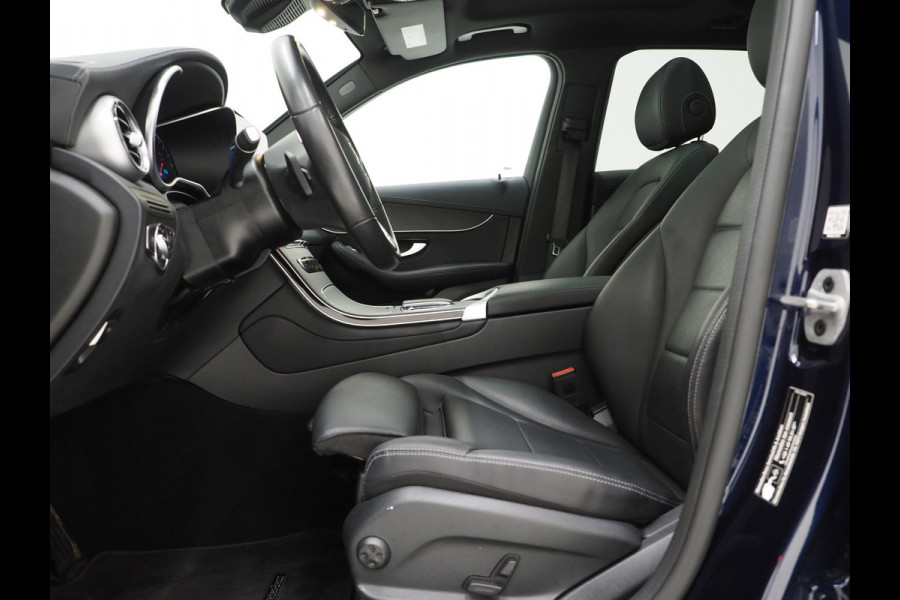 Mercedes-Benz GLC 300e 4MATIC Premium | Panoramadak | Head Up | Trekhaak | Leder | 360 | Adaptive Cruise | Carplay