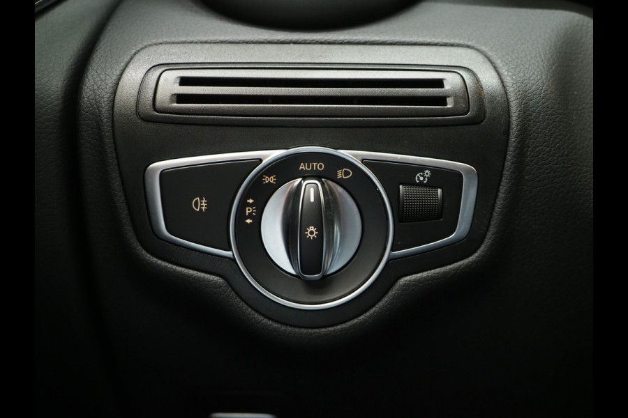 Mercedes-Benz GLC 300e 4MATIC Premium | Panoramadak | Head Up | Trekhaak | Leder | 360 | Adaptive Cruise | Carplay