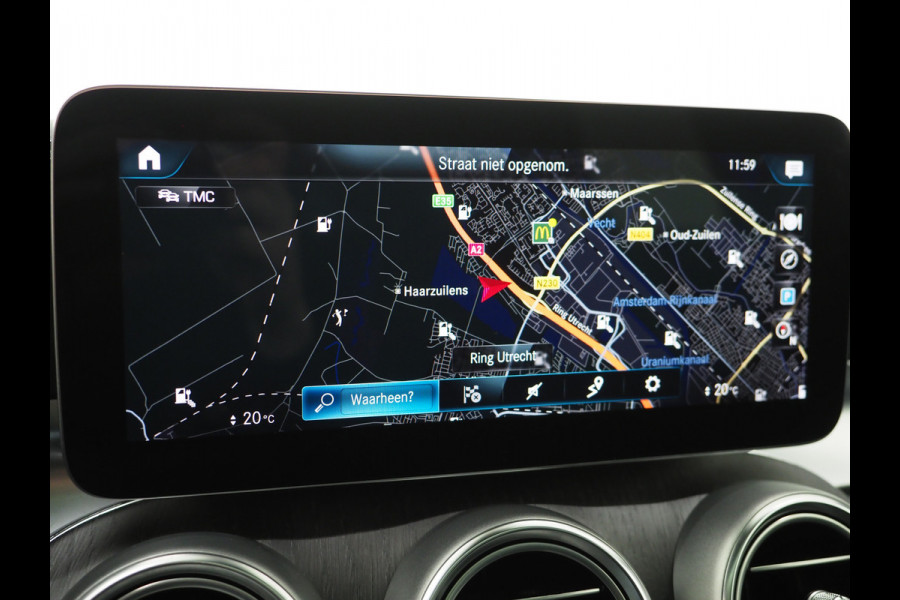 Mercedes-Benz GLC 300e 4MATIC Premium | Panoramadak | Head Up | Trekhaak | Leder | 360 | Adaptive Cruise | Carplay