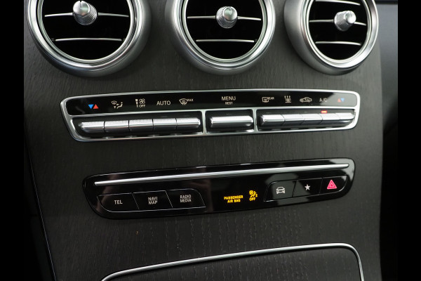 Mercedes-Benz GLC 300e 4MATIC Premium | Panoramadak | Head Up | Trekhaak | Leder | 360 | Adaptive Cruise | Carplay