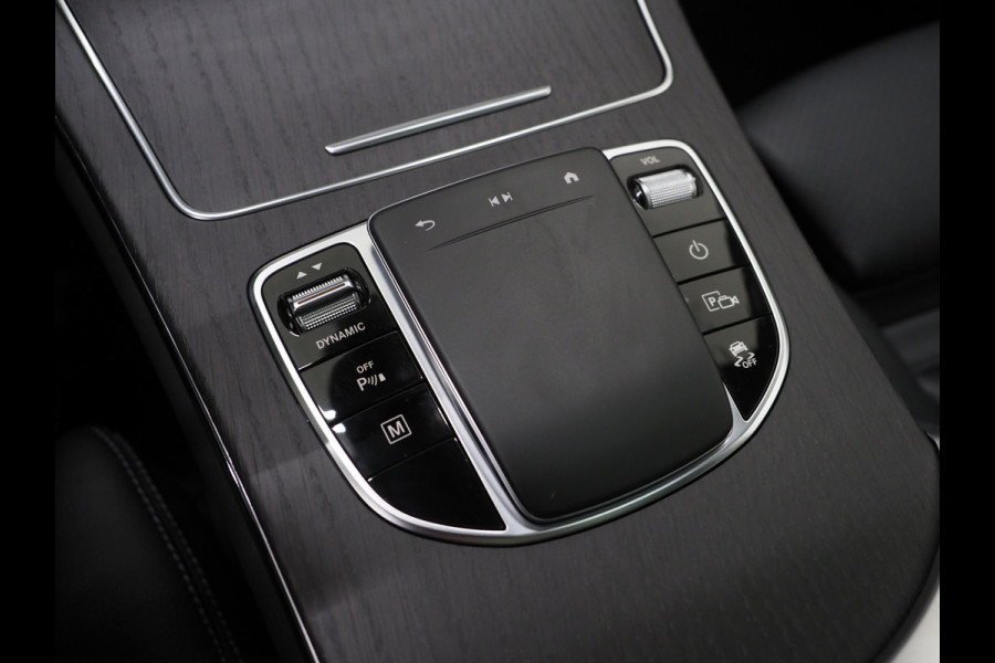 Mercedes-Benz GLC 300e 4MATIC Premium | Panoramadak | Head Up | Trekhaak | Leder | 360 | Adaptive Cruise | Carplay
