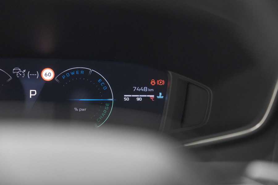 Peugeot 2008 Hybrid 145 e-DCS6 Allure | 360 Camera | Adaptieve Cruise Control | Dodehoekdetectie | Navigatie