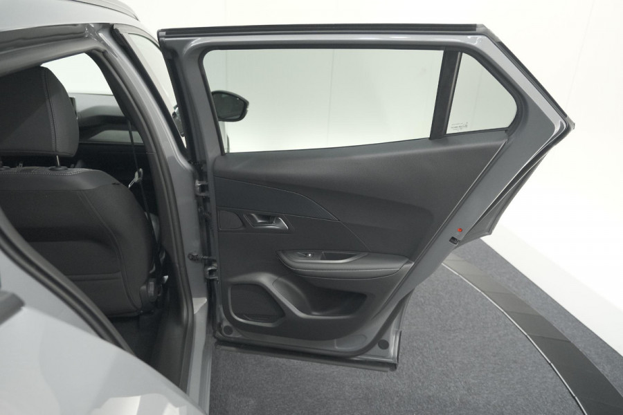 Peugeot 2008 Hybrid 145 e-DCS6 Allure | 360 Camera | Adaptieve Cruise Control | Dodehoekdetectie | Navigatie
