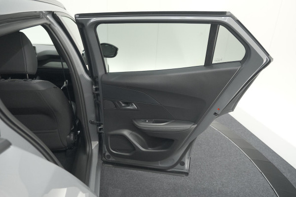 Peugeot 2008 Hybrid 145 e-DCS6 Allure | 360 Camera | Adaptieve Cruise Control | Dodehoekdetectie | Navigatie