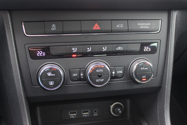 Seat Ateca 1.4 EcoTSI FR Business Intense / Camera / Virtual Cockpit / Navigatie / Keyless / 18'' / DAB / Cruise Control