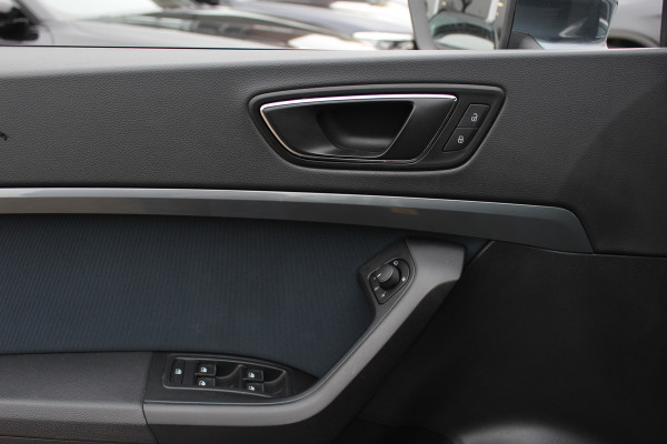 Seat Ateca 1.4 EcoTSI FR Business Intense / Camera / Virtual Cockpit / Navigatie / Keyless / 18'' / DAB / Cruise Control