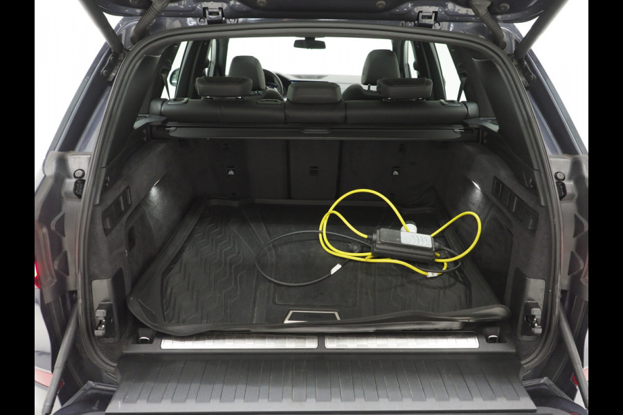 BMW X5 xDrive45e M-Sport Shadow | Panoramadak | Luchtvering | 360 | LaserLED | HUD | Adaptive Cruise | Carplay