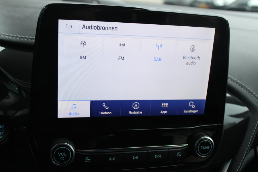 Ford Fiesta 1.0 EcoBoost 125 PK Hybrid Vignale | Trekhaak | Camera | Lederen bekleding | Adaptieve Cruise Control | BLIS | Keyless Entry | Navigatie | Winterpack