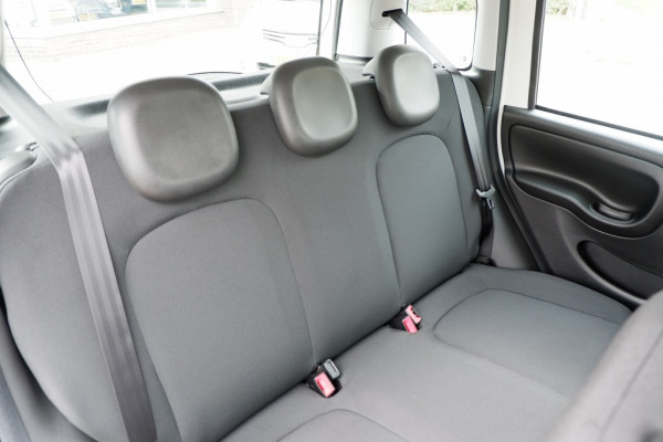 Fiat Panda 1.0 Hybrid City / INCL. 2 jaar FabrieksGarantie