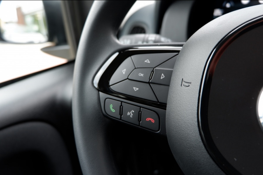 Fiat Panda 1.0 Hybrid City / INCL. 2 jaar FabrieksGarantie