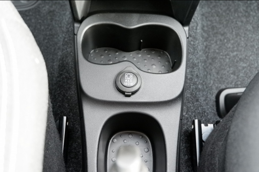 Fiat Panda 1.0 Hybrid City / INCL. 2 jaar FabrieksGarantie